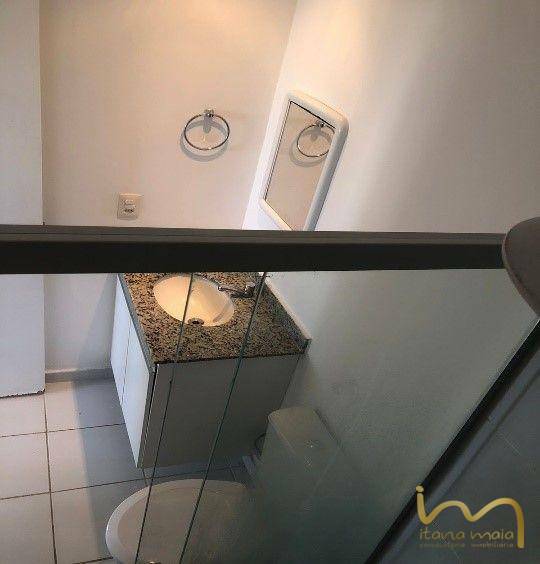 Apartamento à venda com 2 quartos, 70m² - Foto 18