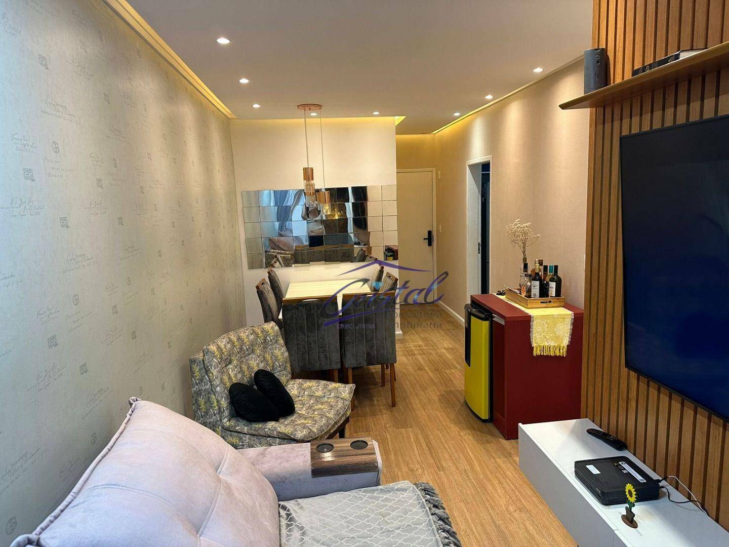 Apartamento à venda com 2 quartos, 67m² - Foto 2