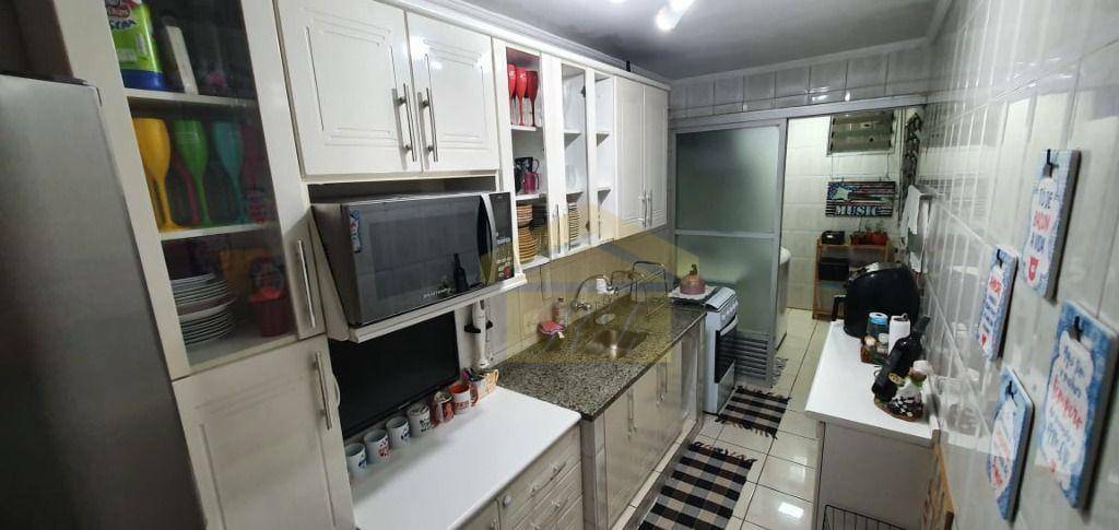 Apartamento à venda com 3 quartos, 73m² - Foto 9