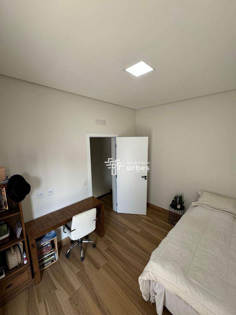 Casa à venda com 3 quartos, 190m² - Foto 13