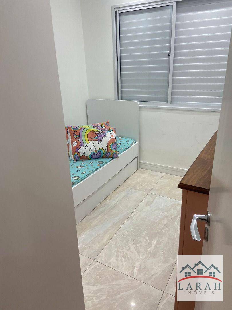 Apartamento à venda com 2 quartos, 62m² - Foto 13