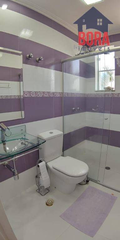 Casa à venda com 3 quartos, 300m² - Foto 5