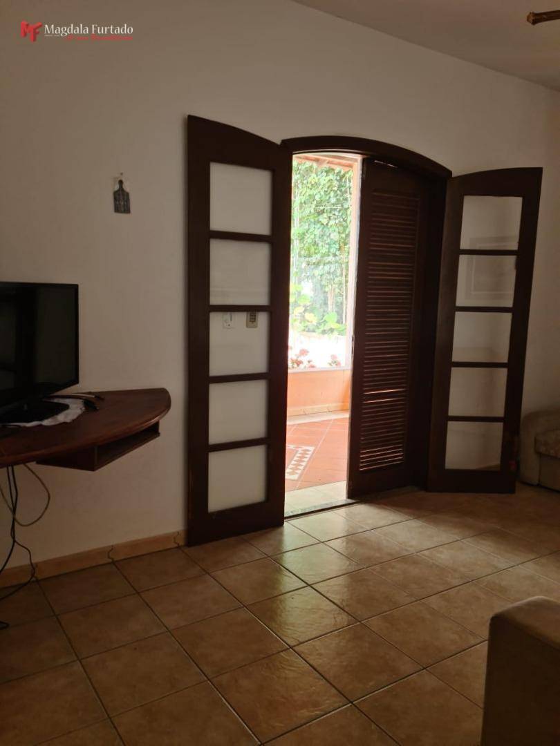 Casa à venda com 5 quartos, 122m² - Foto 23