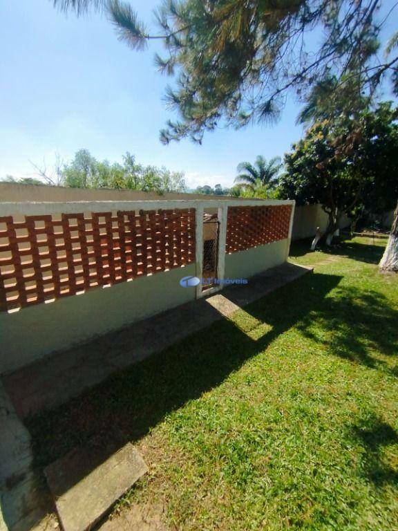 Chácara à venda com 7 quartos, 298m² - Foto 33