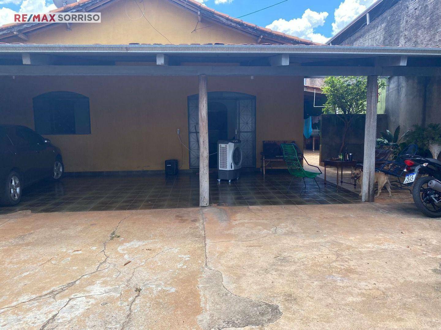 Casa à venda com 3 quartos, 203m² - Foto 2