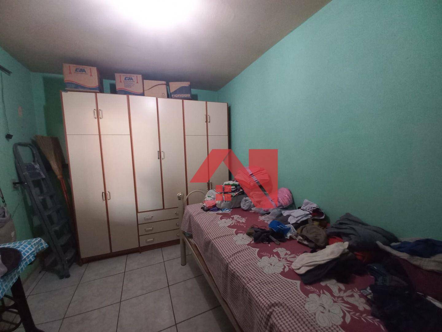 Casa à venda com 3 quartos, 90m² - Foto 12