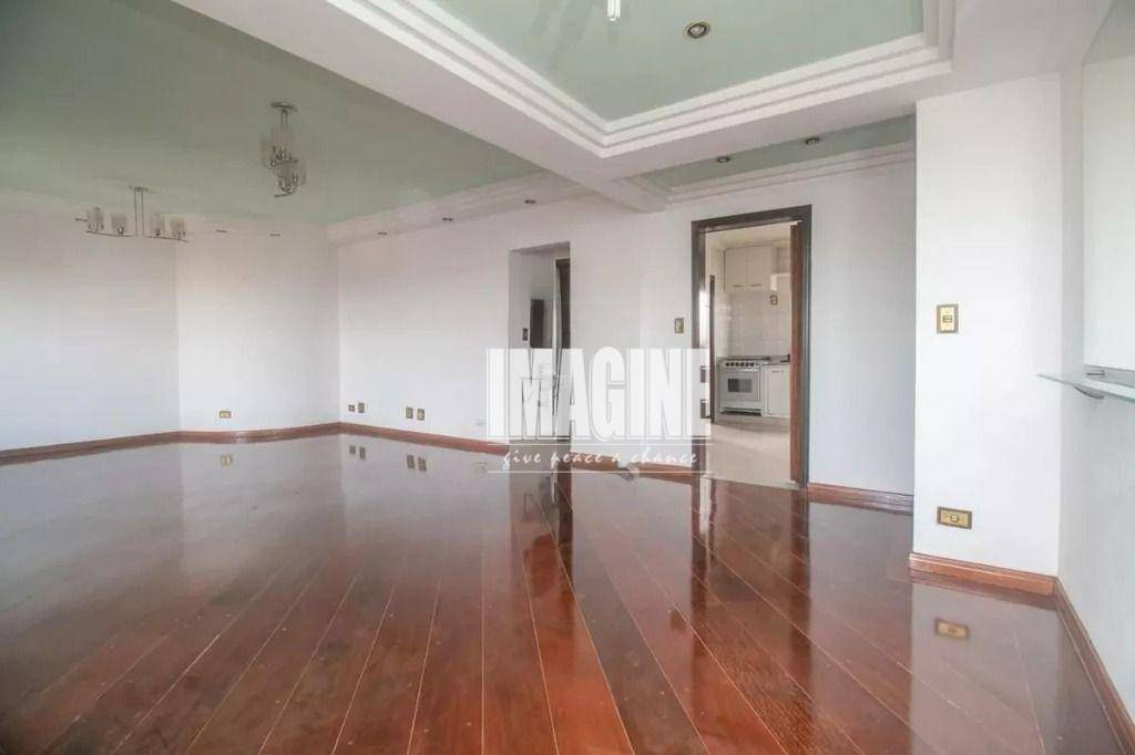 Apartamento à venda com 3 quartos, 134m² - Foto 2