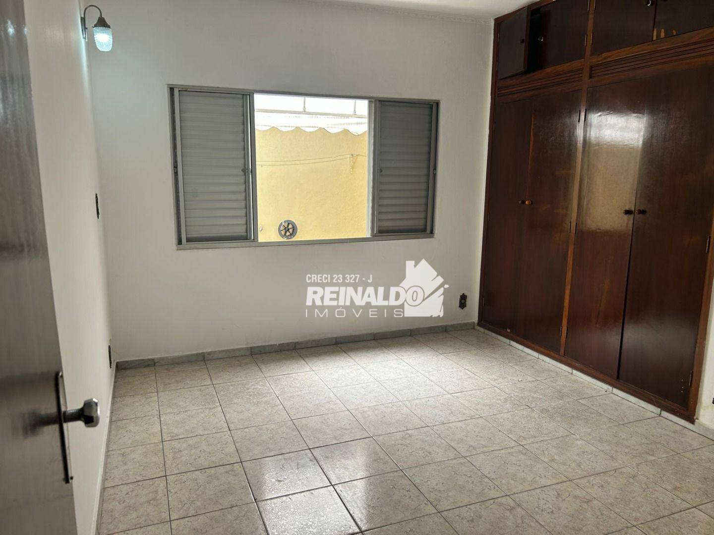 Casa à venda e aluguel com 4 quartos, 312m² - Foto 10