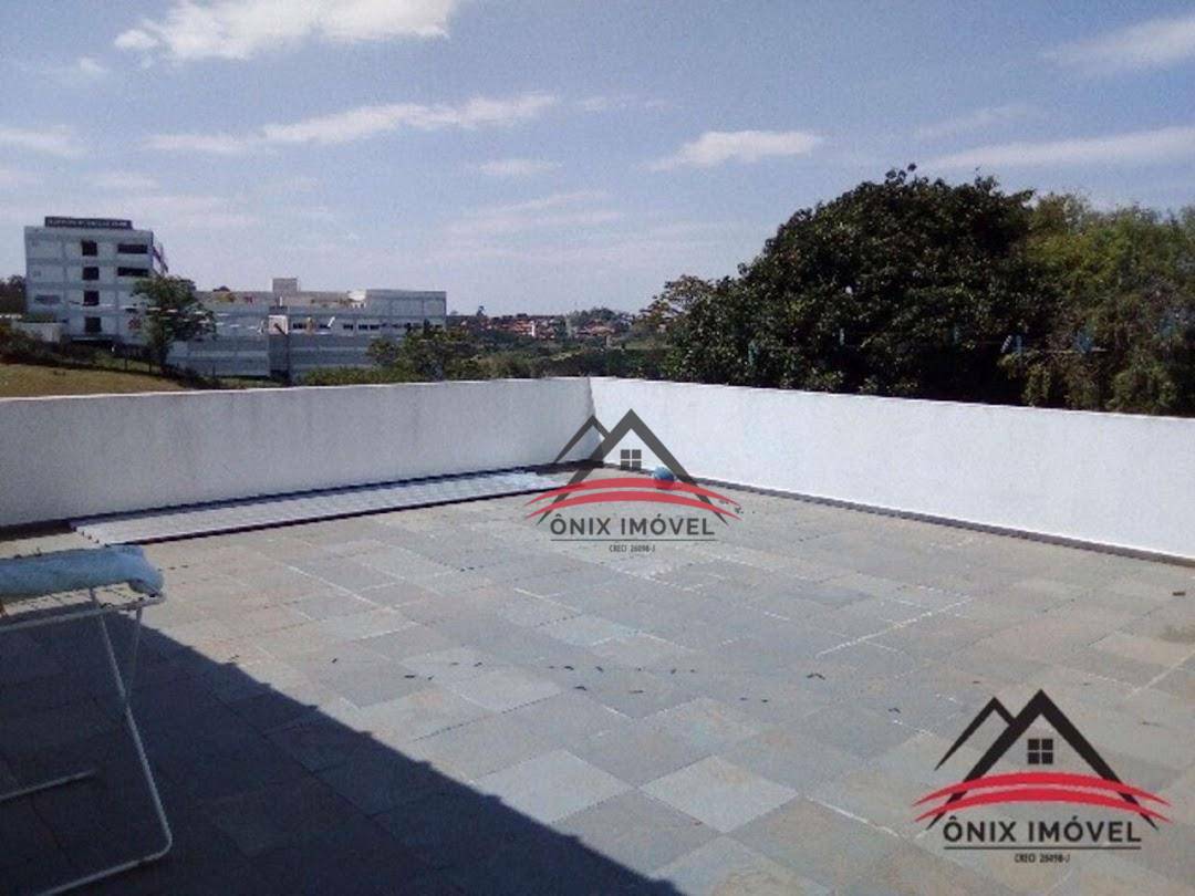 Casa à venda com 3 quartos, 700m² - Foto 30