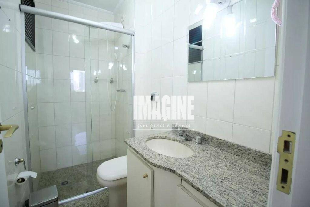 Apartamento à venda com 3 quartos, 95m² - Foto 19