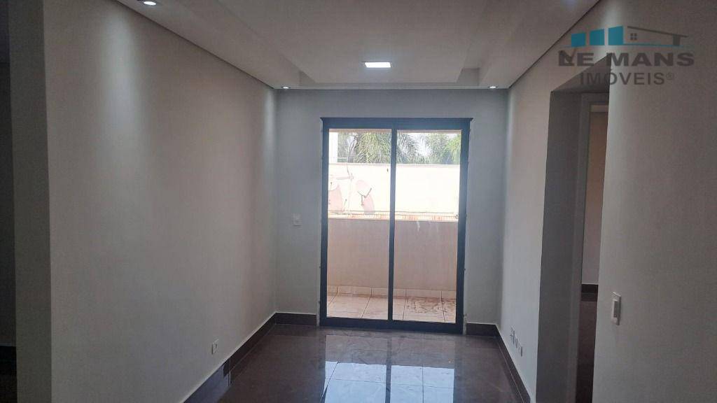 Apartamento à venda com 2 quartos, 65m² - Foto 5