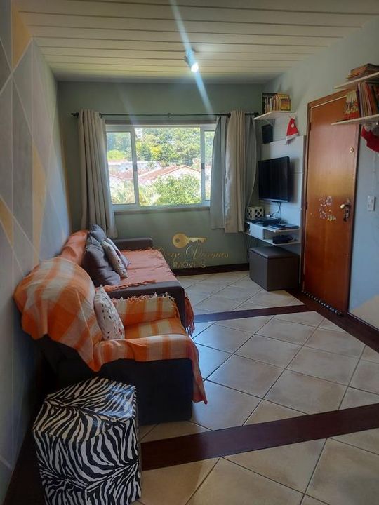 Apartamento à venda com 2 quartos, 62m² - Foto 3