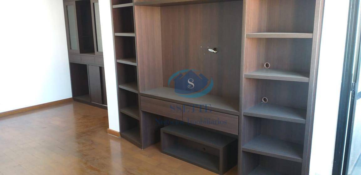 Apartamento para alugar com 3 quartos, 72m² - Foto 2