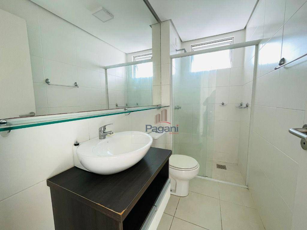 Apartamento para alugar com 2 quartos, 80m² - Foto 5