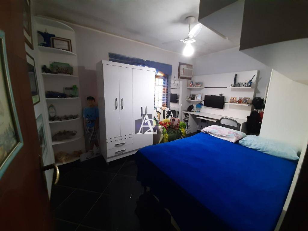 Casa à venda com 3 quartos, 100M2 - Foto 3