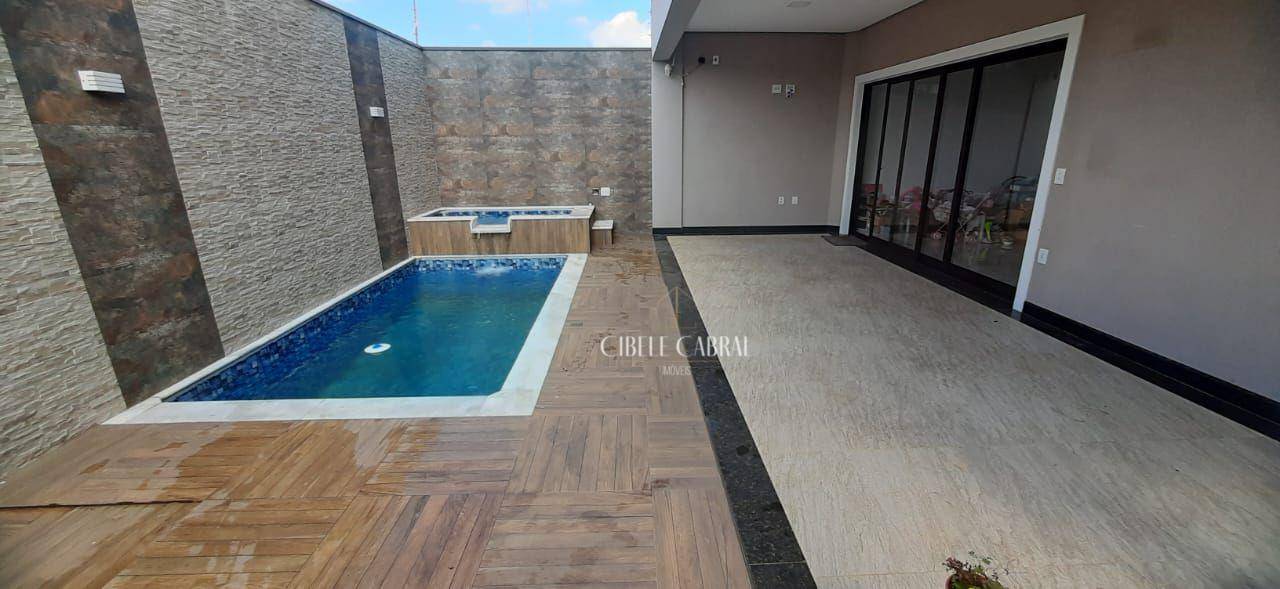 Casa para alugar com 3 quartos, 350m² - Foto 12