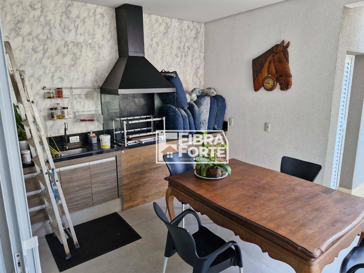 Casa de Condomínio para alugar com 3 quartos, 205m² - Foto 9