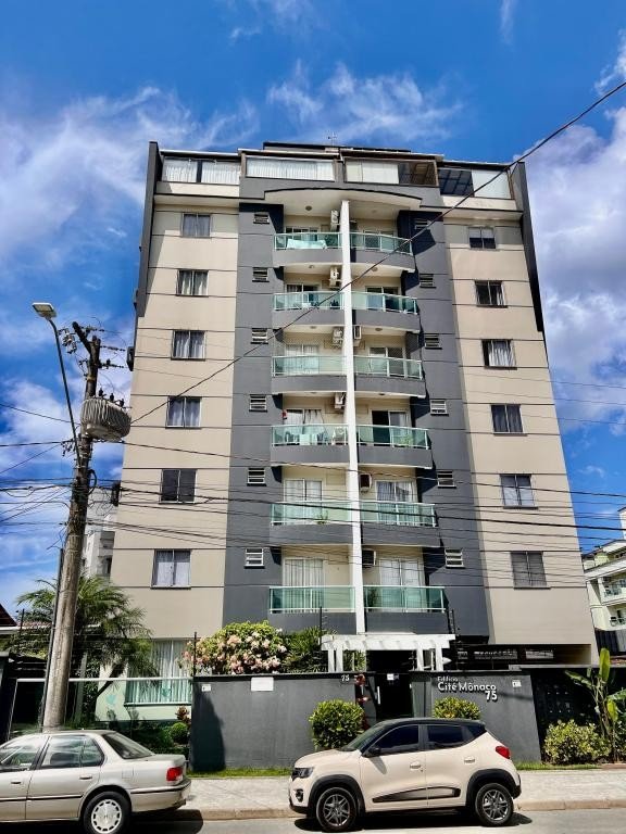 Apartamento à venda com 2 quartos, 57m² - Foto 1