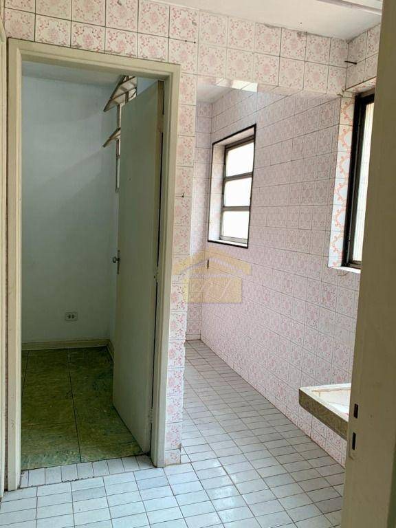 Apartamento à venda e aluguel com 3 quartos, 80m² - Foto 11