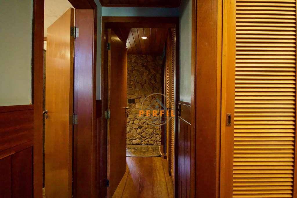 Casa de Condomínio à venda com 7 quartos, 628m² - Foto 30