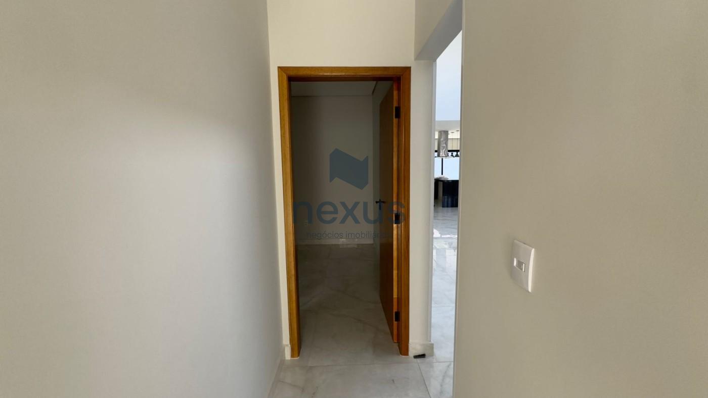 Casa à venda com 3 quartos, 305m² - Foto 8