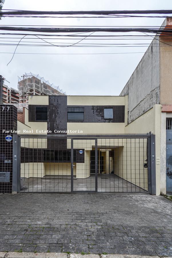 Casa à venda com 5 quartos, 170m² - Foto 2