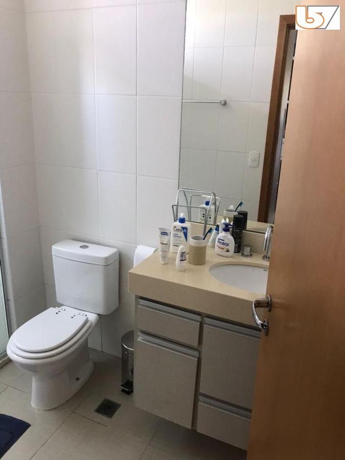 Apartamento para alugar com 3 quartos, 123m² - Foto 25