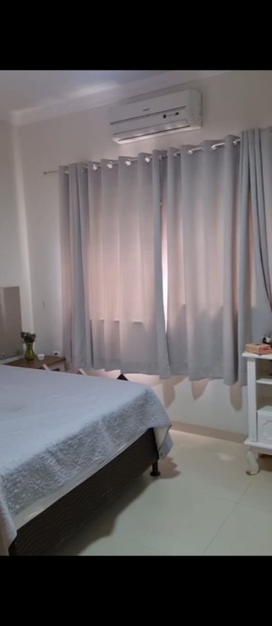 Casa à venda com 3 quartos, 200m² - Foto 20