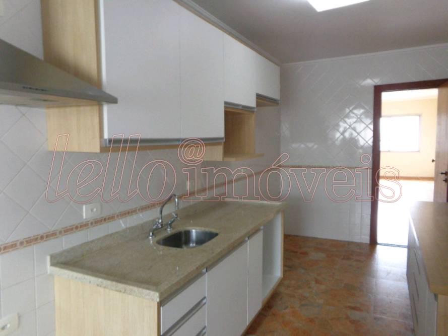 Apartamento para alugar com 3 quartos, 90m² - Foto 9