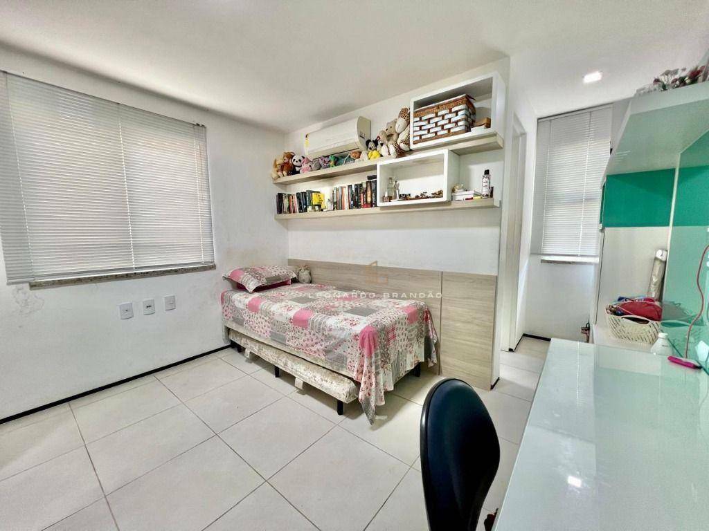 Casa de Condomínio à venda com 4 quartos, 165m² - Foto 18