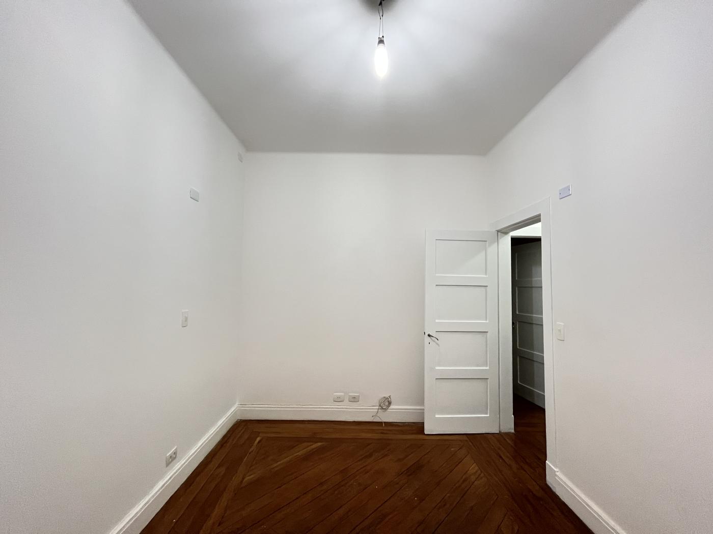 Prédio Inteiro para alugar com 2 quartos, 74m² - Foto 2