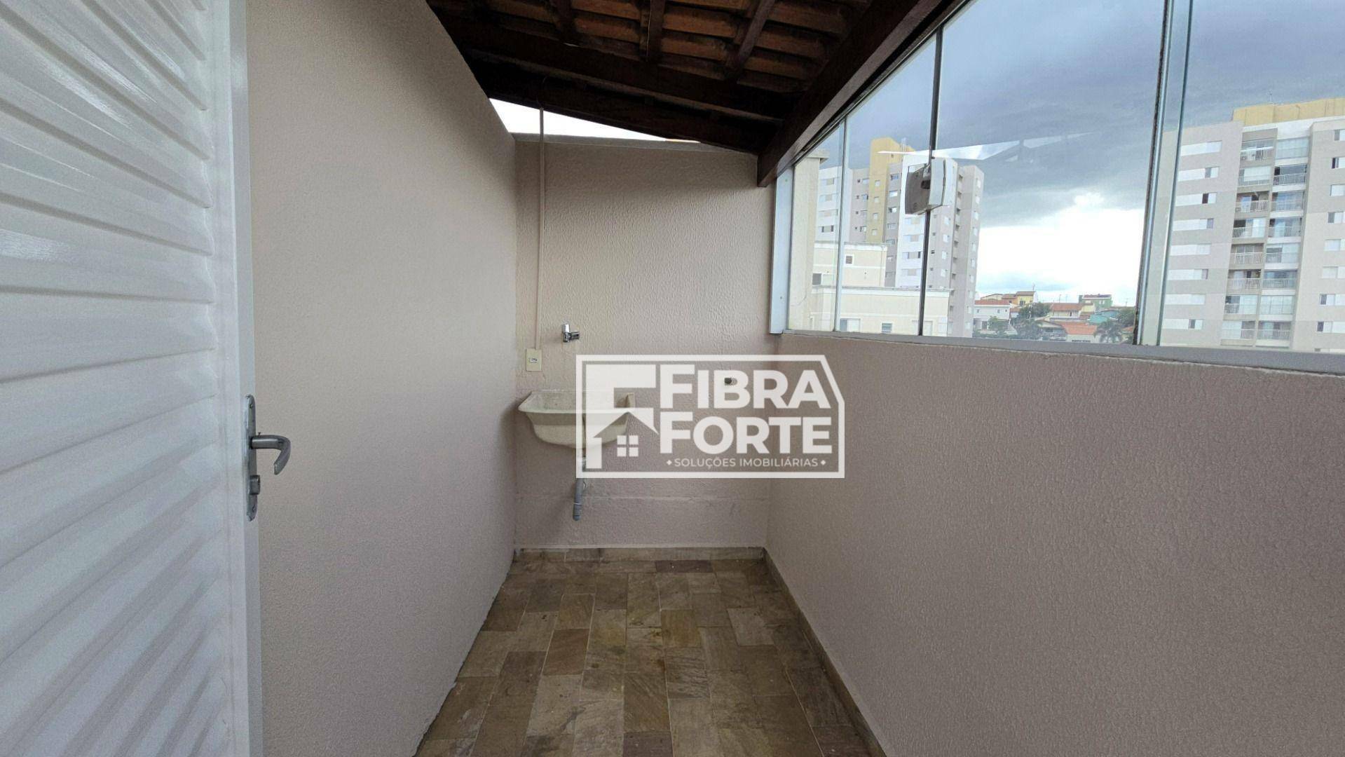 Apartamento para alugar com 3 quartos, 121m² - Foto 12