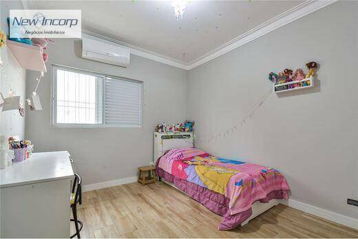 Sobrado à venda com 3 quartos, 160m² - Foto 35