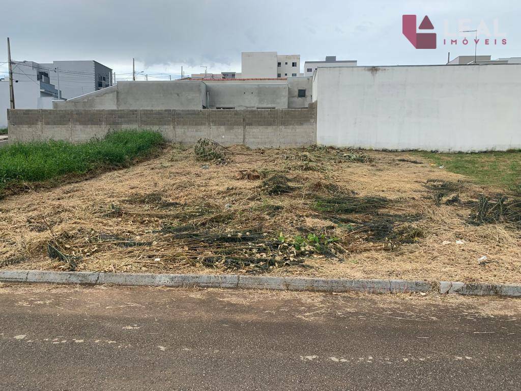 Terreno à venda, 240M2 - Foto 1