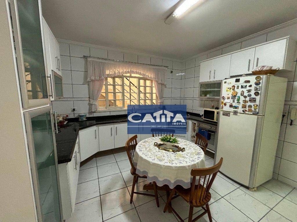 Sobrado à venda com 3 quartos, 150m² - Foto 3