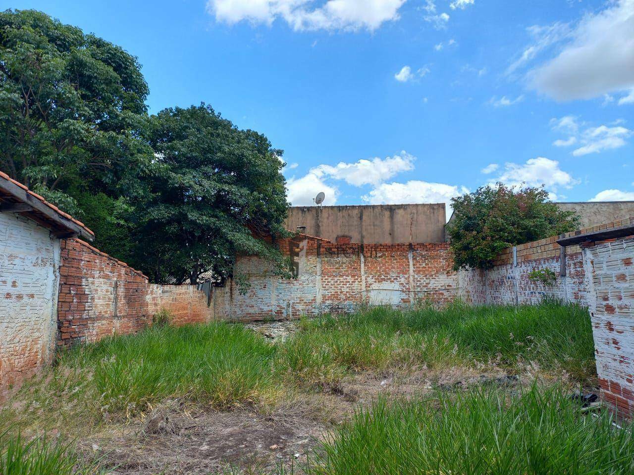 Terreno à venda, 250M2 - Foto 1