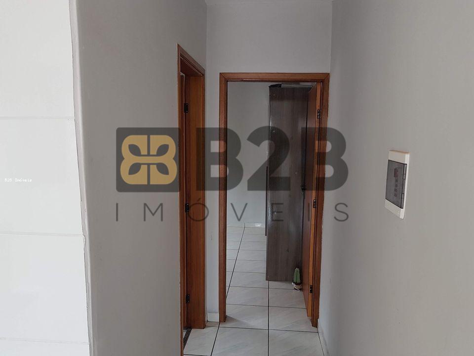 Casa à venda com 1 quarto, 180m² - Foto 6