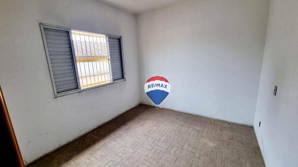 Casa à venda com 3 quartos, 500M2 - Foto 18