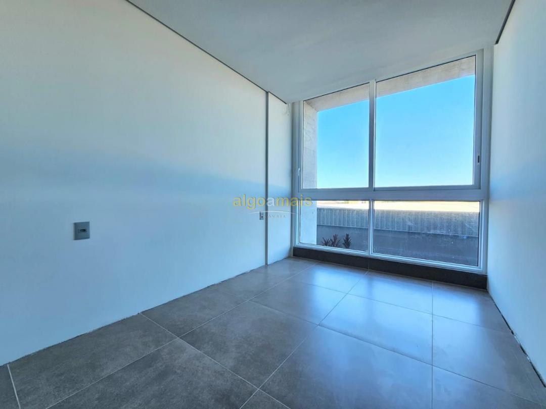 Apartamento à venda com 2 quartos, 105m² - Foto 11