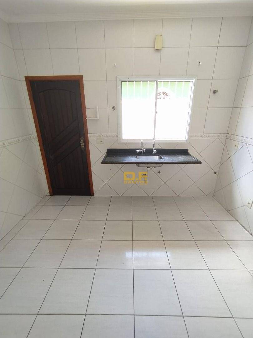 Casa à venda com 2 quartos, 90m² - Foto 9