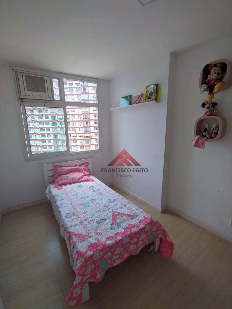 Apartamento à venda com 2 quartos, 70m² - Foto 10