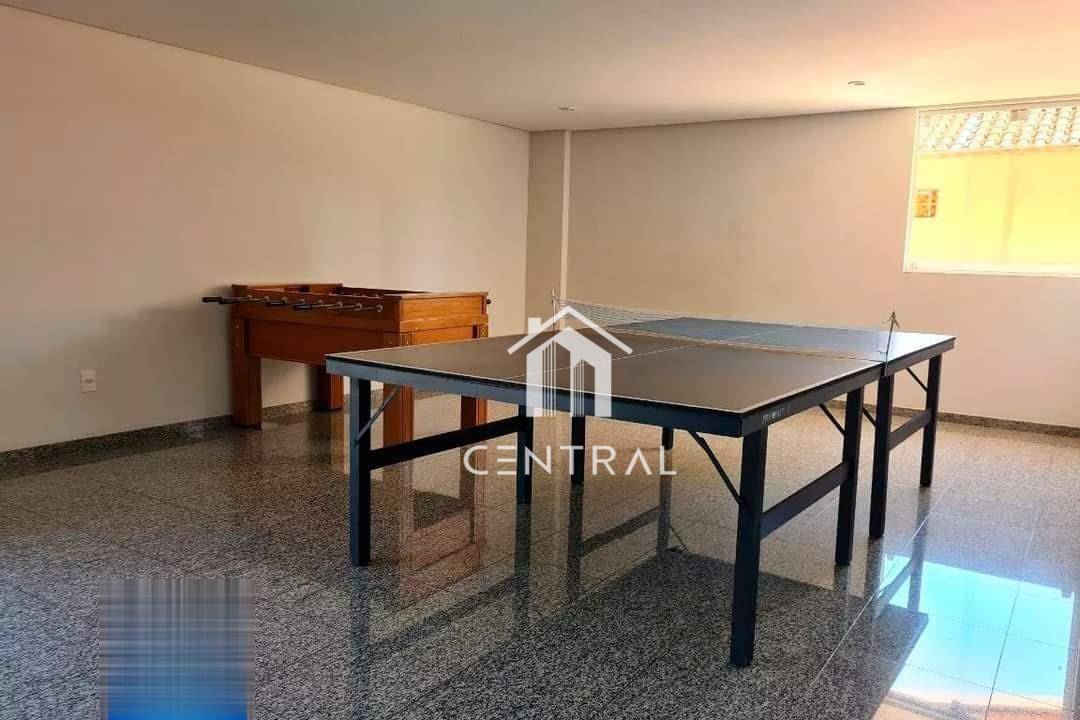 Apartamento à venda com 2 quartos, 67m² - Foto 3