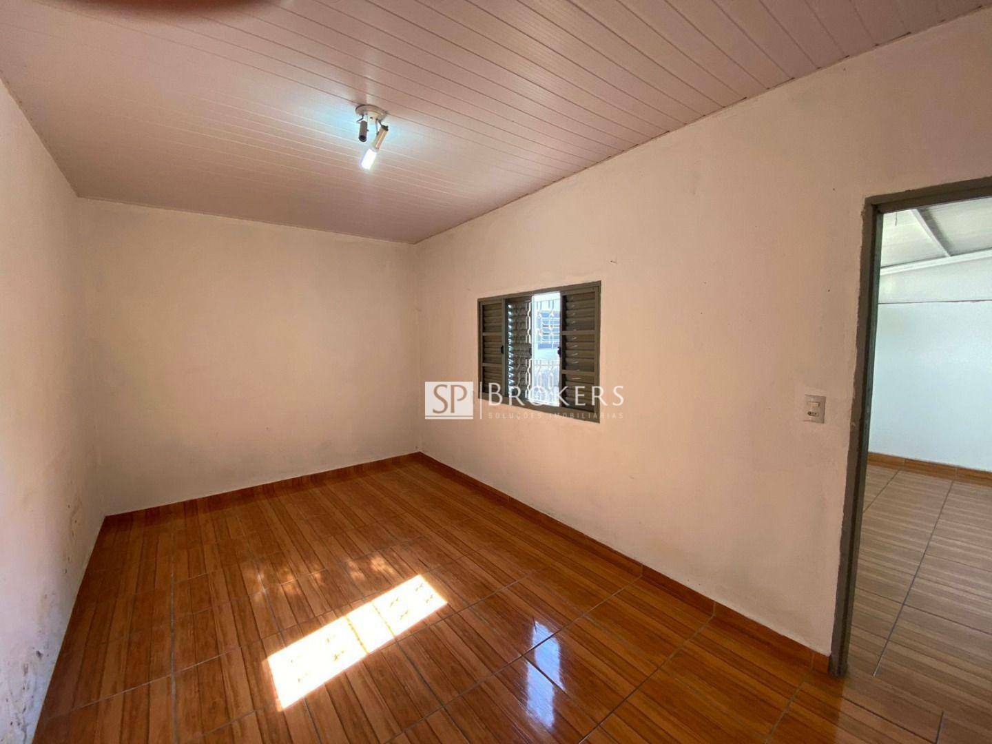 Casa à venda com 4 quartos, 212m² - Foto 9