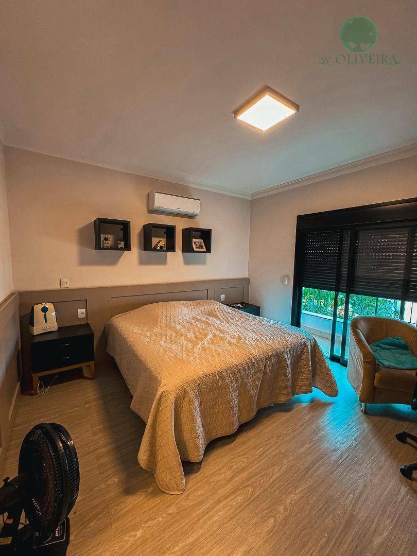 Casa à venda e aluguel com 3 quartos, 355m² - Foto 22