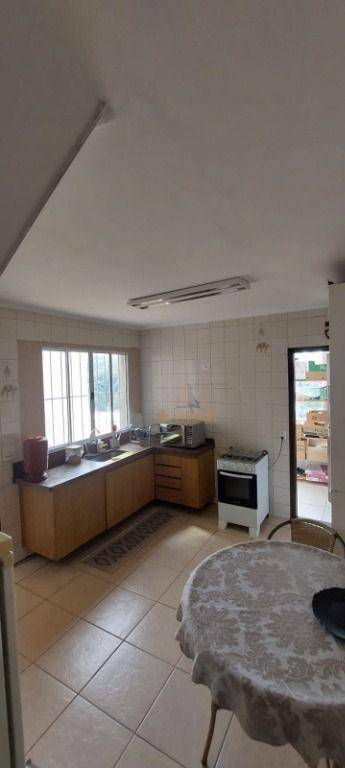 Sobrado à venda e aluguel com 3 quartos, 165m² - Foto 20