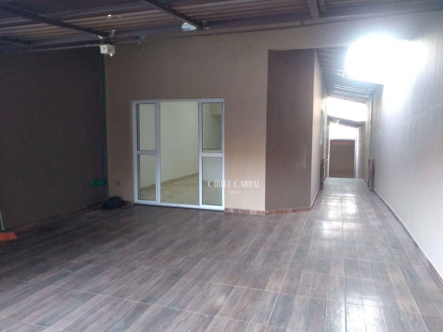 Casa à venda com 2 quartos, 130m² - Foto 1