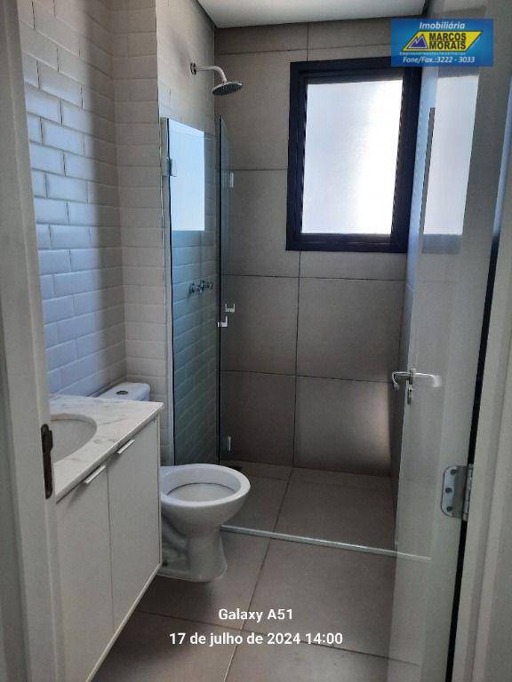 Apartamento para alugar com 2 quartos, 70m² - Foto 10