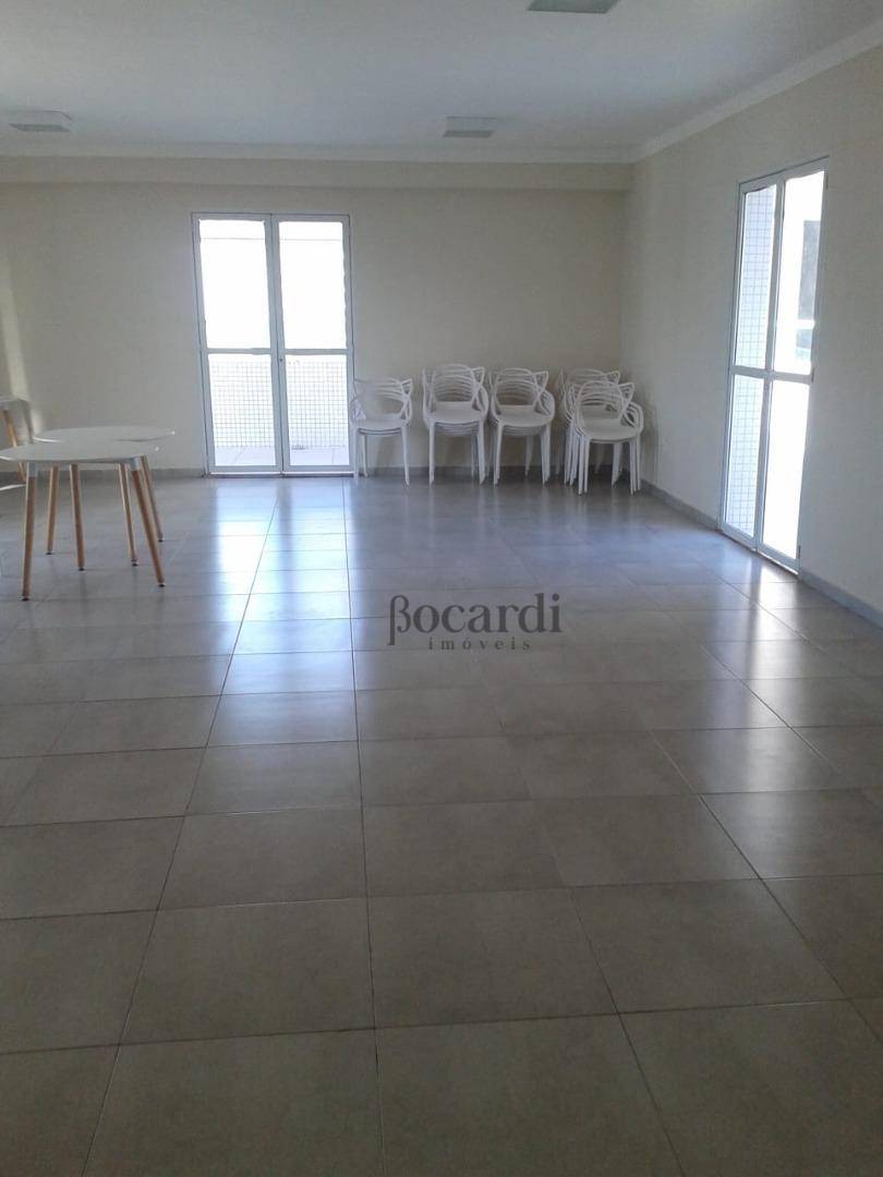 Apartamento à venda com 2 quartos, 80m² - Foto 18