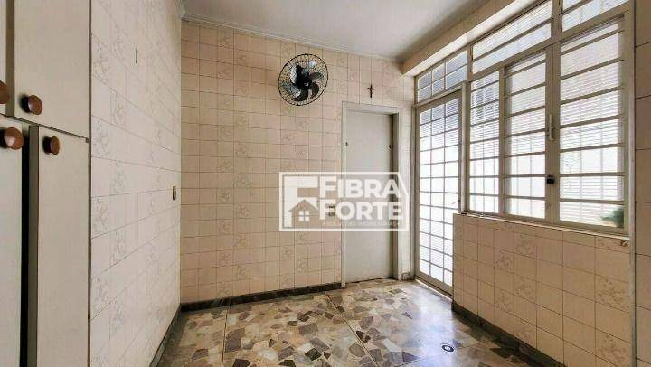 Casa à venda e aluguel com 3 quartos, 213m² - Foto 10