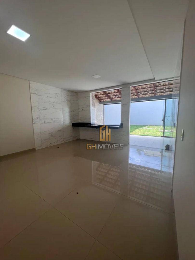 Sobrado à venda com 4 quartos, 210m² - Foto 2